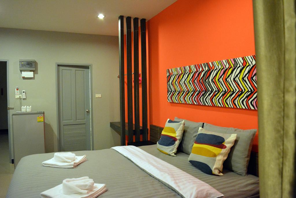 Krabi Inn & Omm Exterior photo